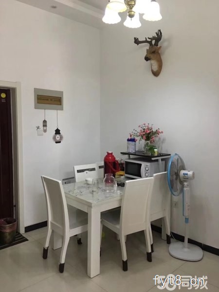 阳光华府一楼带院子精装修 门口可以开院子