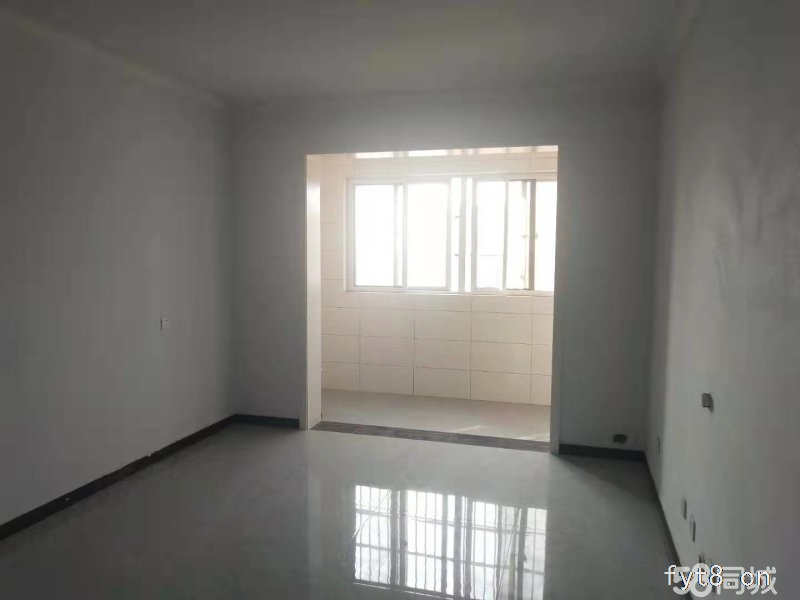 和兴家园4500一平出售!低于市场价格!有钥匙随时看房!